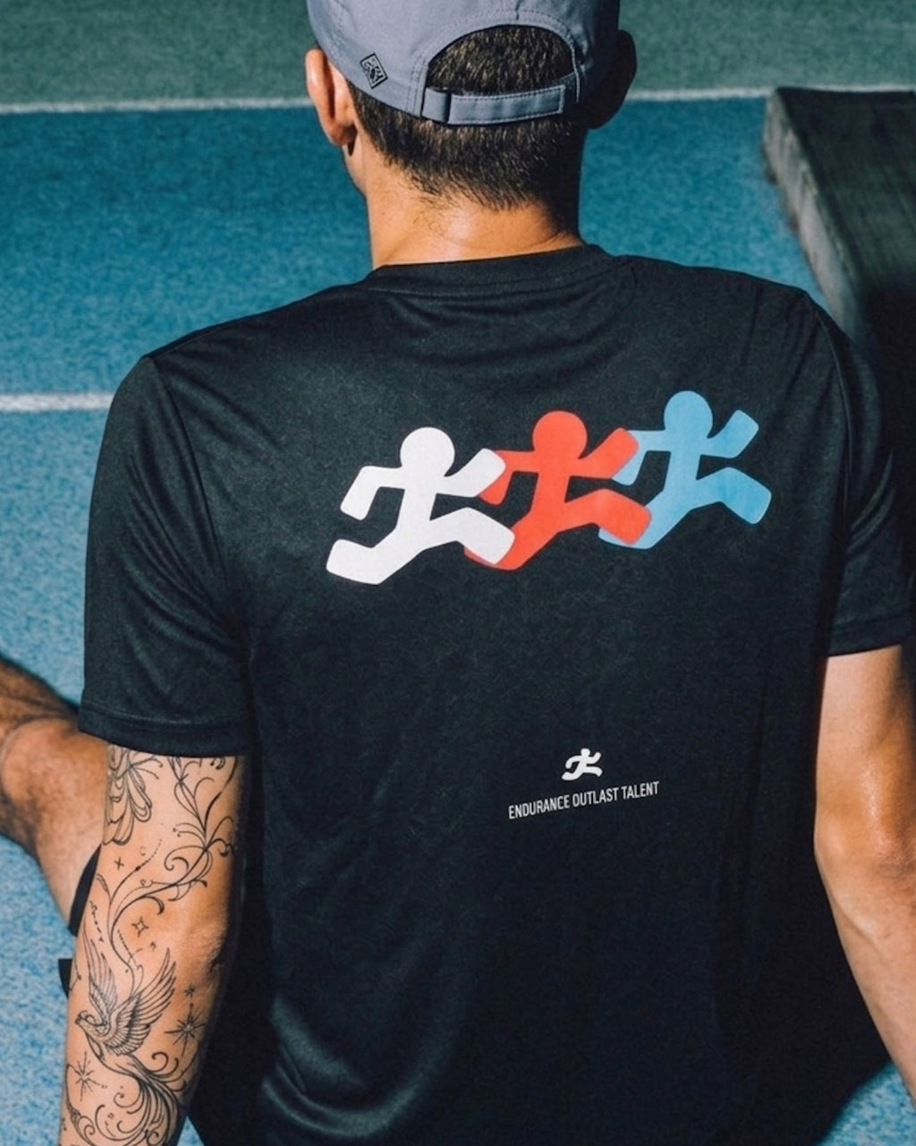 Camiseta logo OutRun — Edición especial